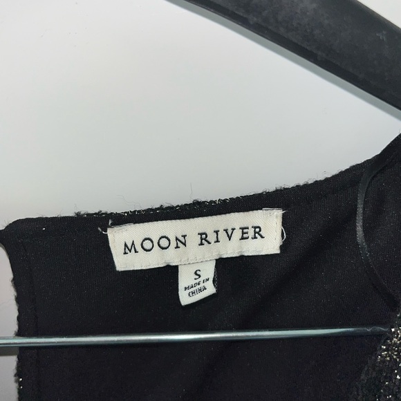 Moon river dress Black and Gold Puff Dress - Picture 3 of 4